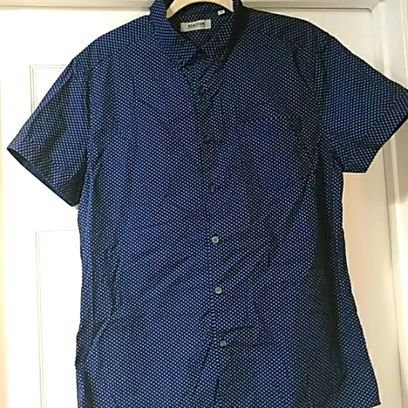 Kenneth Cole Reaction Other - Kenneth Cole Reaction mens size Med short sleeve button down shirt sleeve shirt